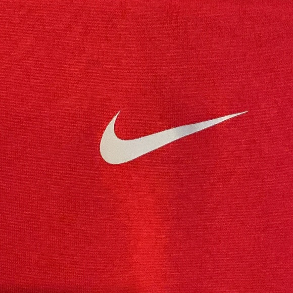 3/$20 Women’s size XL athletic shirt. - Picture 2 of 6